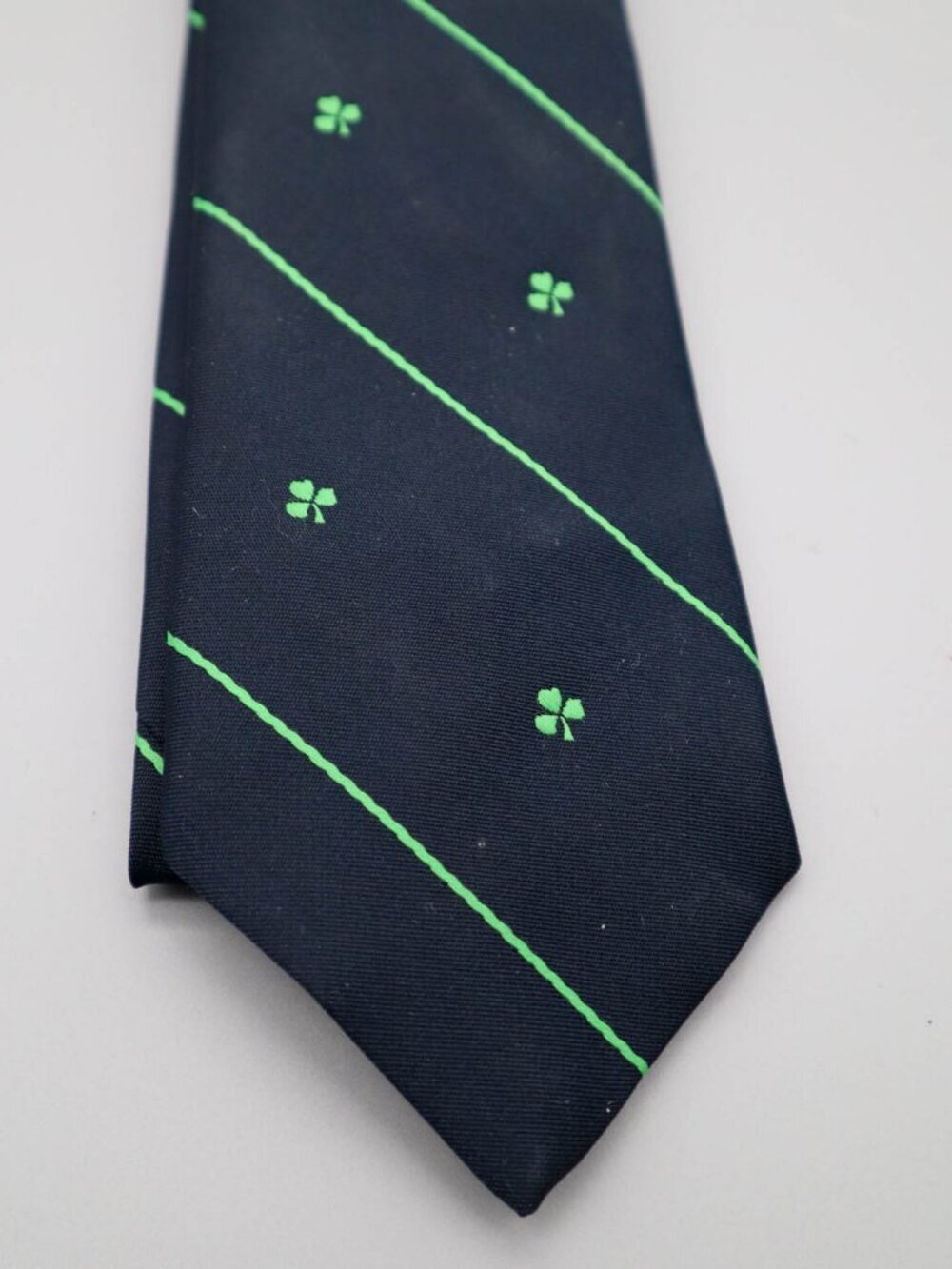 Vtg Shamrock Print Men's Neck Tie Navy Blue Green CTC Ireland St. Patrick's Day - Picture 2 of 4
